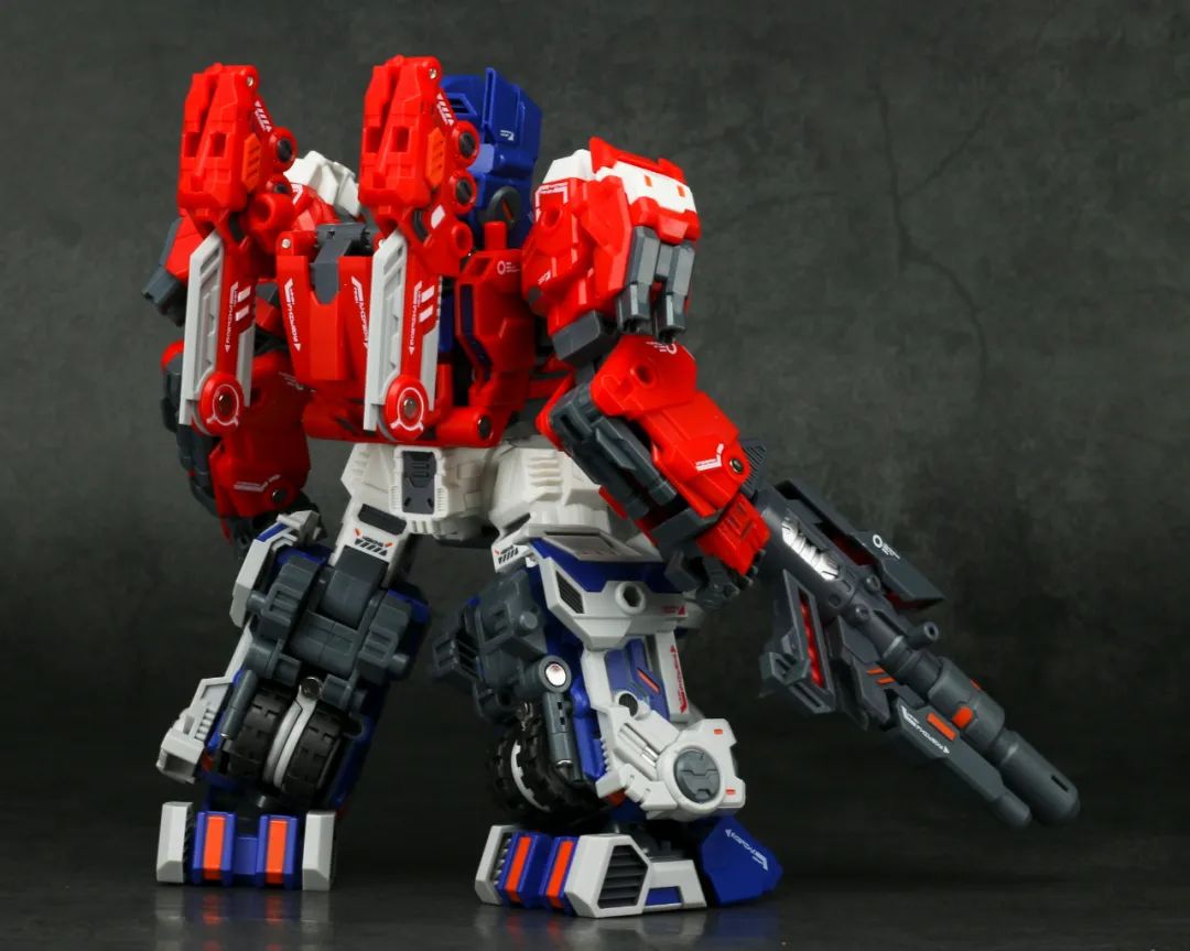 Master Made SDT-07 God King DX Version New In-Hand Images